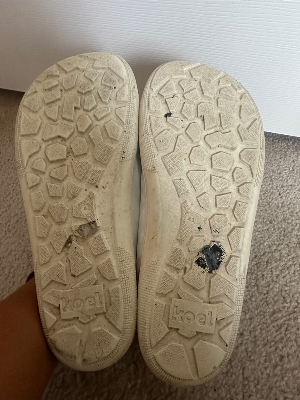 Koel Barefoot Sneaker EU 41 (US W 9.5 - 10) White Suede Zip EUC - Picture 5 of 5